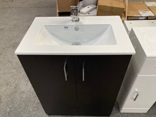 (COLLECTION ONLY) FLOOR STANDING 2 DOOR SINK UNIT IN CHARCOAL WITH A 610 X 400MM 1TH CERAMIC BASIN COMPLETE WITH A MONO BASIN MIXER TAP AND CHROME SPRUNG WASTE RRP £725: LOCATION - D6