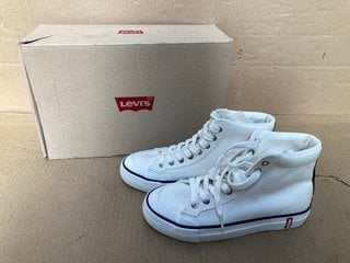 LEVIS HIGH TOP TRAINERS IN WHITE- UK SIZE 3: LOCATION - G7