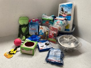 QTY OF ASSORTED PET ITEMS TO INCLUDE XXL DISPOSABLE DIAPERS & HAMSTER EXERCISE BALL: LOCATION - WH1