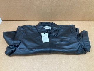 R.M.WILLIAMS MENS COLTON LEATHER JACKET IN BLACK- UK SIZE 3XL : RRP £399.00: LOCATION - G13