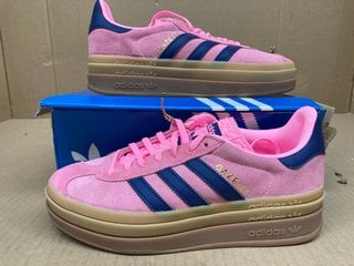 ADIDAS LADIES GAZELLE TRAINERS IN PINK- UK SIZE 5: LOCATION - F16