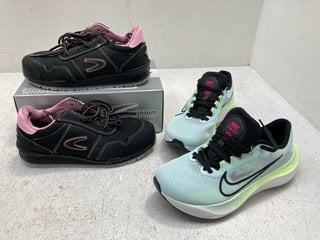 NIKE X ZOOM FLY LADIES TRAINERS IN BLUE/GREEN- UK SIZE 6 TO INCLUDE COFRA ALICE SAFETY TRAINERS IN BLACK/PINK- UK SIZE 5: LOCATION - F14