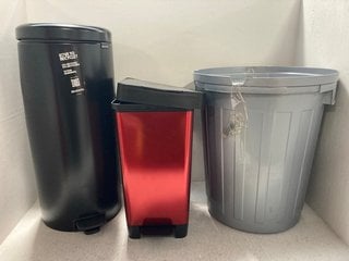 TATAY 25L SMART KITCHEN BIN TO INCLUDE BRABANTIA 30L NEWICON PEDAL BIN & KEEPER SUPERMAX BIN: LOCATION - WH3