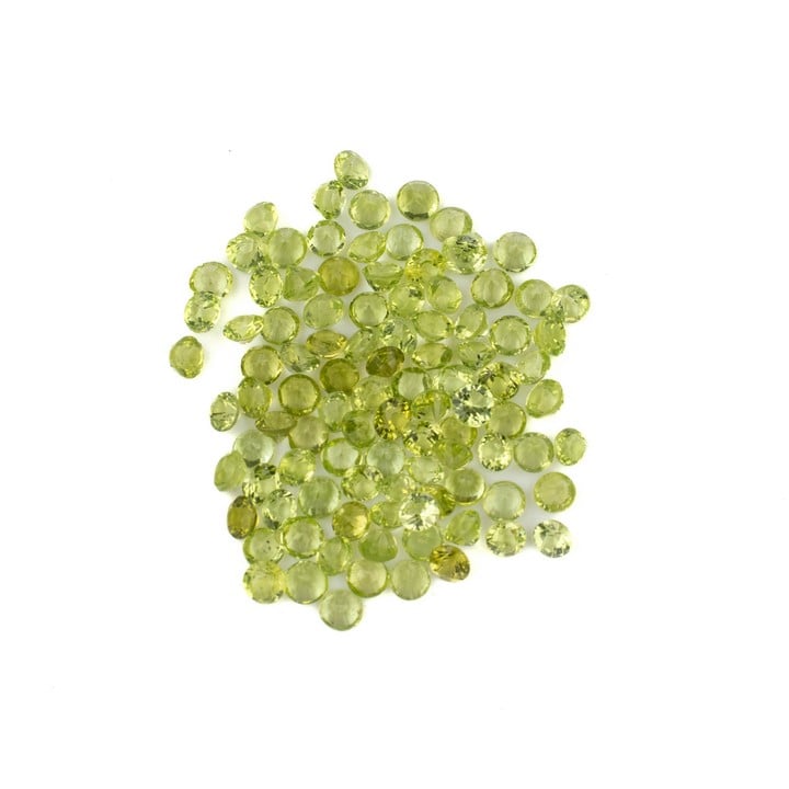 9.89ct Peridot Faceted Round-cut Parcel of Gemstones, 2.75mm