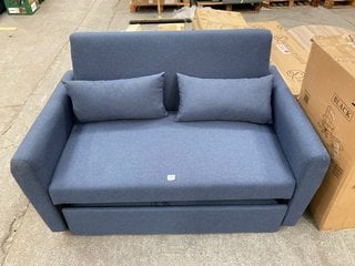 2 SEATER SOFA IN BLUE WITH PULL OUT BED: LOCATION - A6