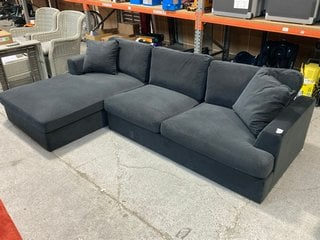 3 SEATER CORNER SOFA IN BLACK: LOCATION - B1