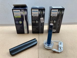 4 X PHILIPS 4300 ELECTRIC TOOTHBRUSHES: LOCATION - AR7