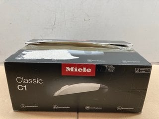 MIELE SBAF5 CLASSIC C1 CYLINDER VACUUM CLEANER: LOCATION - AR7