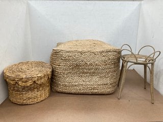 QTY OF ASSORTED WICKER ITEMS TO INCLUDE SMALL WICKER PLANT STAND: LOCATION - A5T