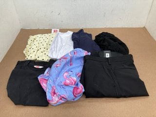 QTY OF ASSORTED CLOTHING ITEMS TO INCLUDE JOHN LEWIS & PARTNERS BLACK MENS TROUSERS IN SIZE 32L: LOCATION - A6T