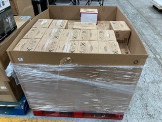 PALLET OF DOLE FRUIT IN JELLYS - PEACH IN STRAWBERRY JELLY FLAVOUR ( B.B DATE 19.09.2024 ): LOCATION - A5 (KERBSIDE PALLET DELIVERY)