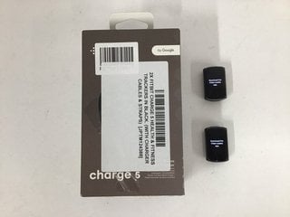 2 X FITBIT CHARGE 5 HEALTH & FITNESS TRACKERS IN BLACK (WITH CHARGER CABLES & STRAPS) [JPTM124388]