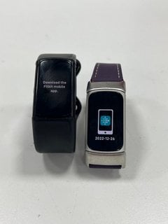 2 X FITBIT CHARGE 5 HEALTH & FITNESS TRACKER IN BLACK/SILVER: MODEL NO FB421 (WITH STRAPS & CHARGING CABLES) [JPTM124527]