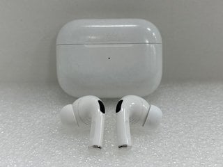 APPLE AIRPODS PRO (GEN 1) WITH MAGSAFE CHARGING CASE EARBUDS: MODEL NO A2083 / A2084 / A2190 (UNIT ONLY) [JPTM124317]