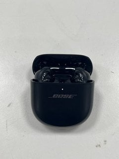 BOSE QUIETCOMFORT ULTRA WIRELESS EARPHONES IN BLACK: MODEL NO 441408 (WITH CHARGING CABLE) [JPTM124839]