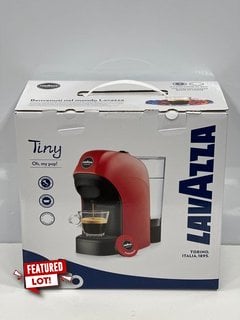 LAVAZZA A MODO MIO TINY ECO CAPSULE COFFEE MACHINE IN RED: MODEL NO LM800 (WITH BOX) [JPTM124735]