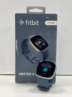 FITBIT VERSA 4 HEALTH & FITNESS TRACKER IN PLATINUM/BLUE: MODEL NO FB523 (WITH BOX, STRAPS & CHARGING CABLE) [JPTM124386]