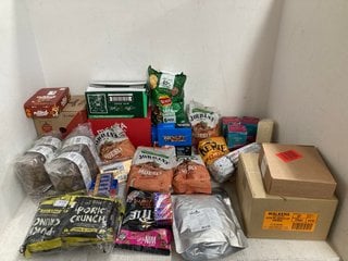 QTY OF ASSORTED FOOD ITEMS TO INCLUDE WEST COUNTRY LEGENDS POPPY AND SESAME COCKTAIL WATER BISCUITS 100G BB: 10/24: LOCATION - H5