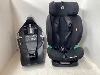 SILVER CROSS DISCOVER I - SIZE CHILDRENS HIGH BACK CAR SEAT TO INCLUDE MAXI COSI FAMILY FIX 360 ISOFIX BASE COMBINED RRP - £210: LOCATION - G18