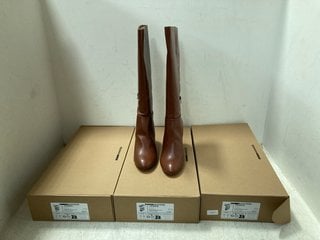 3 X WOMENS FAUX LEATHER BOOTS IN CHESTNUT BROWN SIZE: 8.5 AND 11 RRP - £120: LOCATION - G17