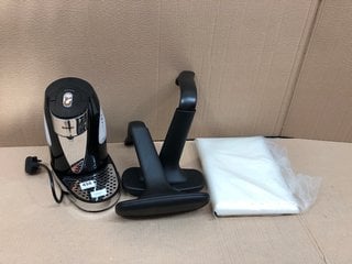 3 X ASSORTED ITEMS TO INCLUDE BREVILLE STAINLESS STEEL COFFEE MACHINE: LOCATION - G7