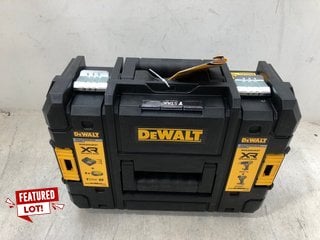 DEWALT COMBI DRILL IMPACT DRIVER CORDLESS KIT MODEL: DCK2063P2T-SFGB RRP - £279: LOCATION - E1