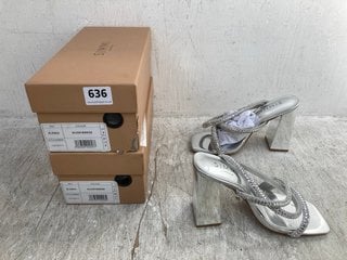 2 X SIMMI ELANNA MIRROR HEELS IN SILVER SIZE: 4 AND 5: LOCATION - F5