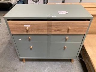 JOHN LEWIS & PARTNERS EASY KLIX HARLLSON 3 DRAWER CHEST IN SAGE GREEN AND LIGHT OAK FINISH: LOCATION - B8