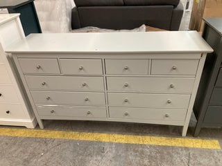 HASTINGS 10 DRAWER WIDE CHEST IN PUTTY GREY AND SILVER NICKEL EFFECT FINISH: LOCATION - D3