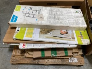 PALLET OF ASSORTED BABY SAFETY GATES TO INCLUDE BESTWAY OUTDOOR POOL LADDER: LOCATION - A6 (KERBSIDE PALLET DELIVERY)