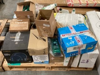 (COLLECTION ONLY) PALLET OF ASSORTED HOME CHEMICALS TO INCLUDE FLASH SPEED MOP CLOTHS AND ORIGINAL SOURCE SHOWER GEL (PLEASE NOTE: 18+YEARS ONLY. ID MAY BE REQUIRED): LOCATION - A7