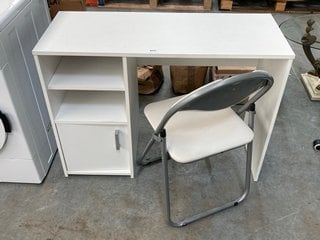 CONTEMPORARY STYLE COMPACT 1 DOOR STORAGE DESK WITH OPEN SHELF STORAGE IN WHITE TO INCLUDE FOLDING STYLE CHAIR IN SILVER AND SILVER COLOUR FINISH: LOCATION - D7