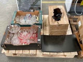 (COLLECTION ONLY) PALLET OF ASSORTED ITEMS TO INCLUDE QTY OF ASSORTED CRYSTAL STYLE GLASSWARE AND GAWFOLK CURVED PC MONITOR IN BLACK: LOCATION - A4