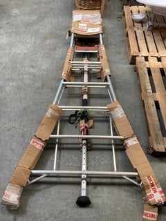 HENCHMAN SET OF HEAVY DUTY STYLE UNEVEN GROUND LADDERS IN STEEL: LOCATION - A9