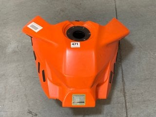 KTM ADVENTURER 2020 FUEL TANK IN ORANGE: LOCATION - A9