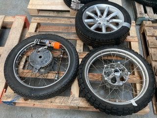 3 X ASSORTED VEHICLE WHEELS TO INCLUDE SMART 15" ALLOY WHEEL IN SILVER COMPLETE WITH MATADOR CAR TYRE : SIZE 175/55R15: LOCATION - D7