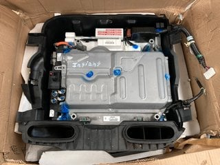 HONDA INSIGHT ZE HYBRID BATTERY PACK : PART NUMBER AEV68060 - RRP £1295: LOCATION - D7