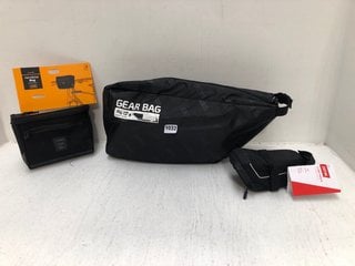 3 X ASSORTED CYCLE BAGS TO INCLUDE SC ICON GEAR BAG: LOCATION - BR3