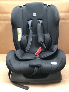 GROUP 0+ CHILDS CAR SEAT IN BLACK: LOCATION - BR5