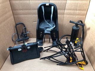 QTY OF ASSORTED BICYCLE ITEMS TO INCLUDE REAR PANNIER RACK: LOCATION - BR7