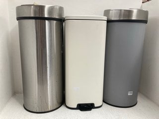 3 X ASSORTED BINS TO INCLUDE 40L TOUCH BIN IN MATT GREY: LOCATION - BR10