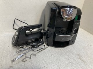 TASSIMO JOY POD COFFEE MACHINE IN BLACK TO INCLUDE KENWOOD HAND MIXER IN BLACK: LOCATION - AR7