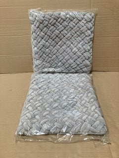 2 X GREY HAND KNOTTED VELVET CUSHION COVERS - COMBINED RRP £180: LOCATION - BR4