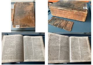 AN EARLY EXAMPLE OF AN ENGLISH DICTIONARY, BARCLAYS, 1818, FULL LEATHER BOUND: LOCATION - CR