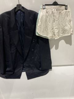 QTY OF ASSORTED CLOTHING TO INCLUDE HUGO BOSS COTTON JACKET