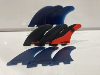 3 X FCS II PERFORMER NEO GLASS SMALL AND LARGE PACIFIC TRI FINS AND FCS II JS PC LARGE CHARCOAL/RED TRI RETAIL FINS TOTAL RRP £325