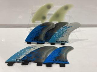 3 X FCS PC-5 BLUE SMOKE TRI RETAIL FINS MEDIUM AND FCS GX NATURAL GLASS FLEX SIDE FIN SET X-SMALL CLEAR TOTAL RRP £260