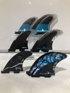 3 X FCS II PERFORMER PC SMALL TEAL/BLACK QUAD RETAIL FINS AND FCS II MB PC CARBON MEDIUM BLUE TRI-QUAD RETAIL FINS AND FCS II PERFORMER PC CARBON MEDIUM BLACK/TEAL TRI RETAIL FINS TOTAL RRP £303