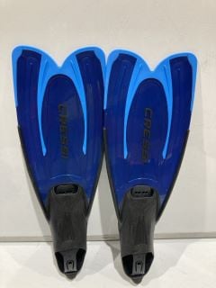 CRESSI AGUA FINS UK SIZE 8.5 / 9.5 RRP £40