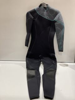 BARE 5MM ELATE FULL WOMENS WETSUIT GREY UK 6 RRP £329